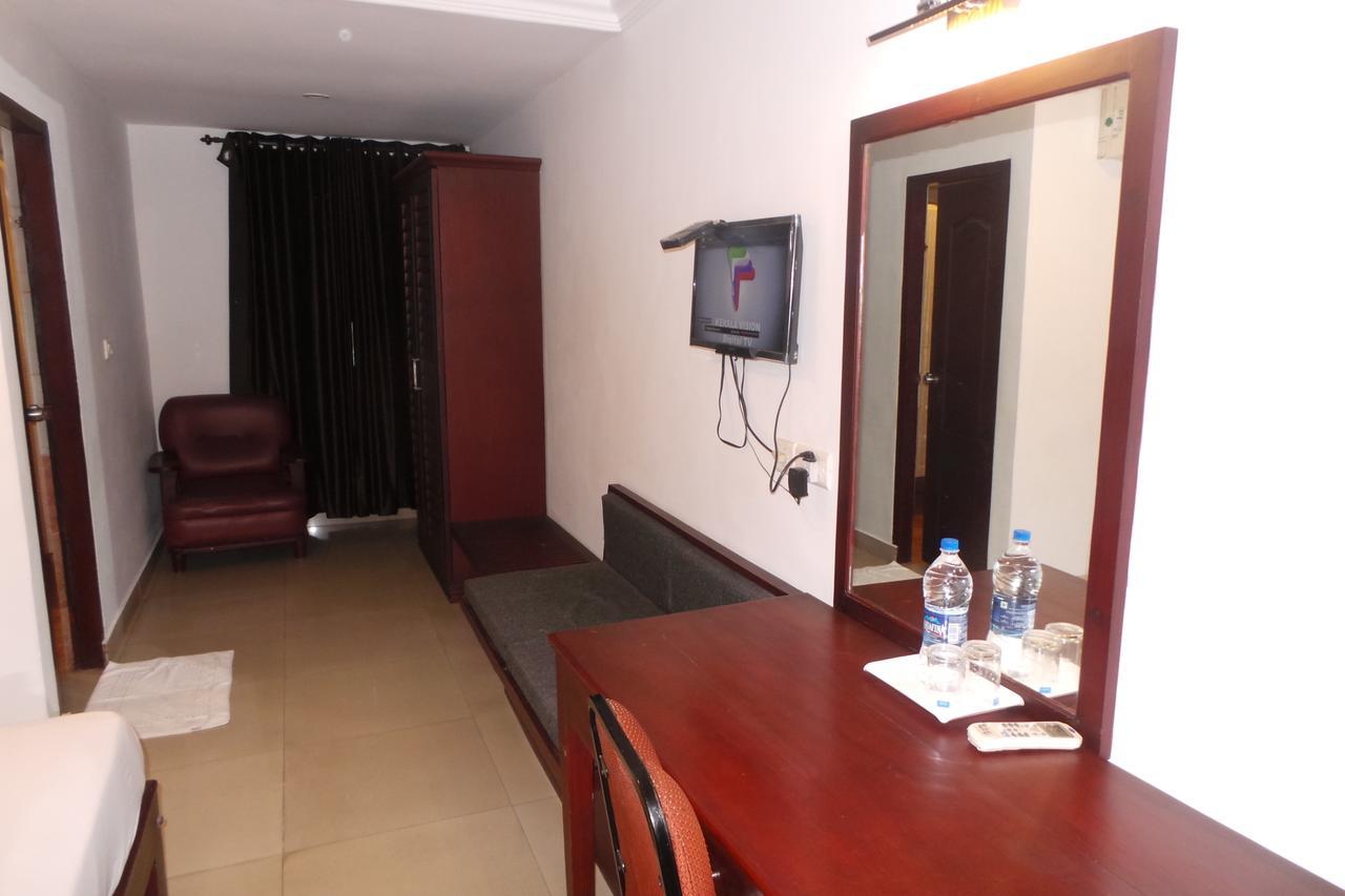 Hotel Wayanad Regency Kedavur ภายนอก รูปภาพ