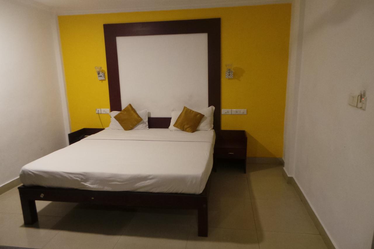 Hotel Wayanad Regency Kedavur ภายนอก รูปภาพ
